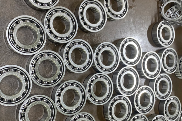 電機軸承卡死是怎么回事？怎么預(yù)防軸承卡死？